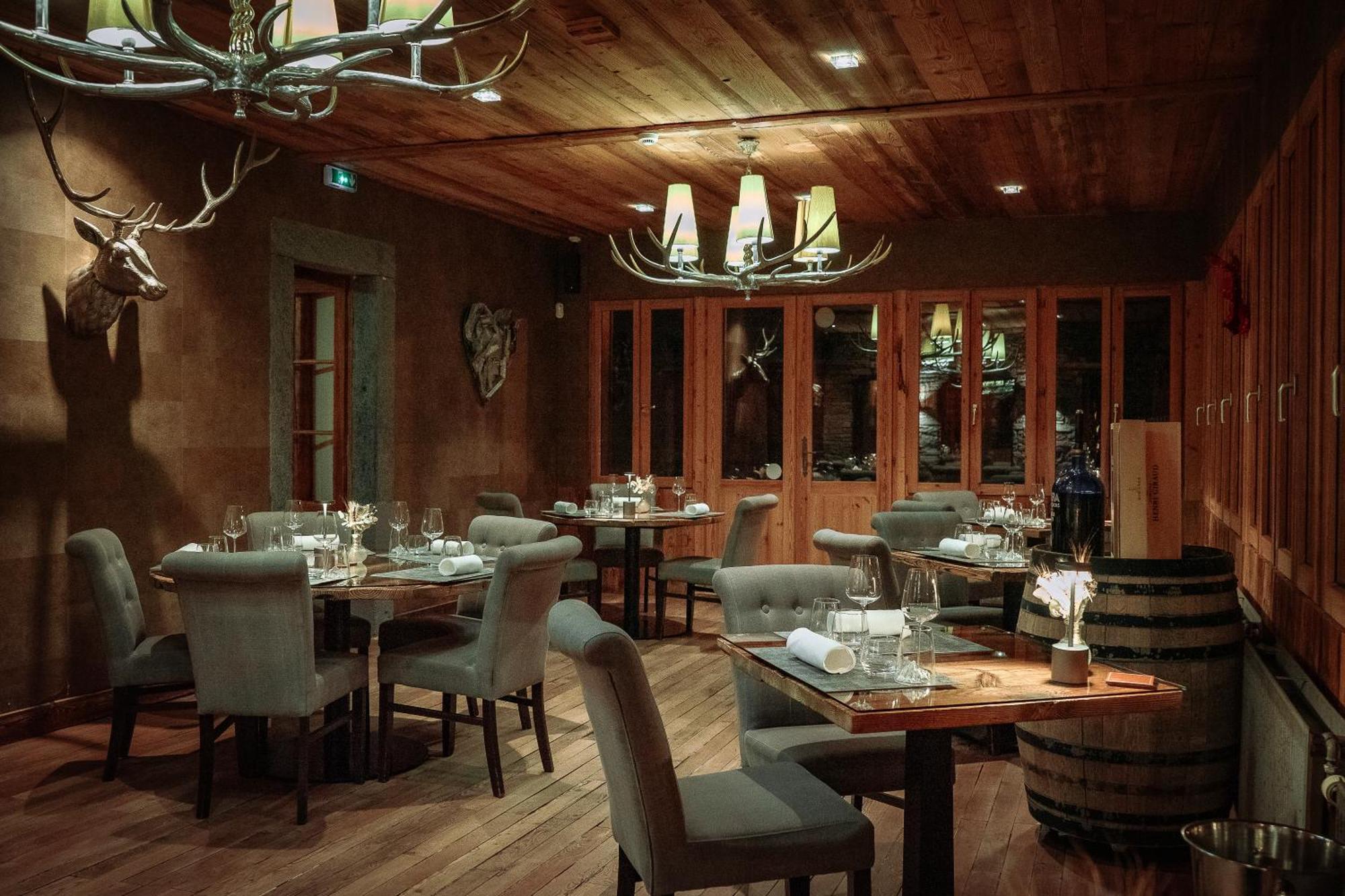Auberge Des Gorges Серво Екстериор снимка