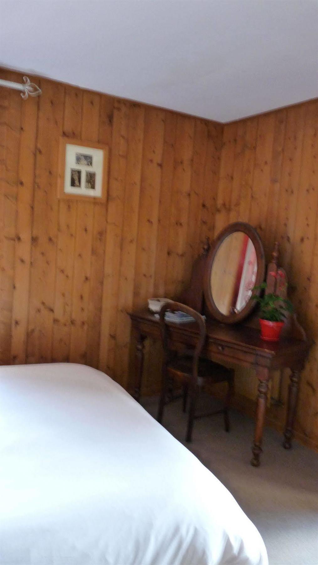 Auberge Des Gorges Серво Екстериор снимка